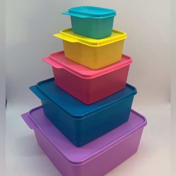 Tupperware Classic  Basic Line Container Set of 5 - Picture 8 of 9